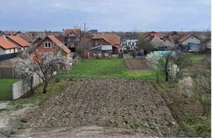 Vand teren intravilan 680 mp în Sânmihaiu Român   toate utilitățile la poartă, vatra satului