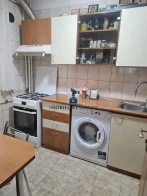 Vanzare Apartament 3 Camere Decomandat Bd.Ctin.Brancoveanu - imagine 4