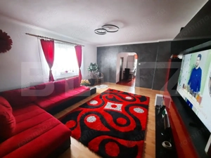 Apartament la casa, 3 camere, 96 mp utili + curte, Brasov - imagine 2