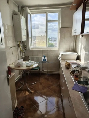 Vanzare Apartament 3 Camere Semidecomandat Bd.Alexandru Obregia