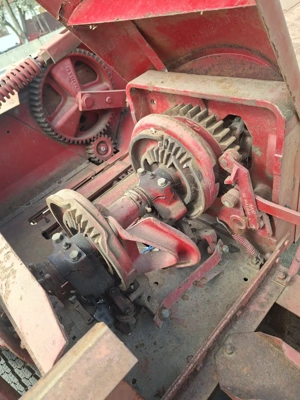 vand presa de balotat internațional 435 - imagine 2