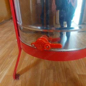 Vând storcător manual pentru miere de albine (3 rame) - INOX  - imagine 3