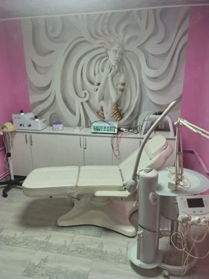 inchiriez scaun coafor camera cosmetica spatiu manichiura - imagine 4