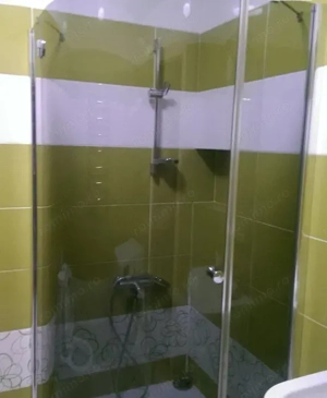 Garsonieră de închiriat   Victoriei 