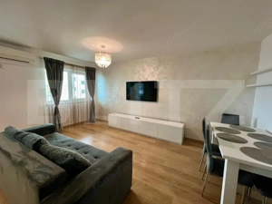 Apartament cu 2 camere, 70 mp, parcare, în complexul Decebal