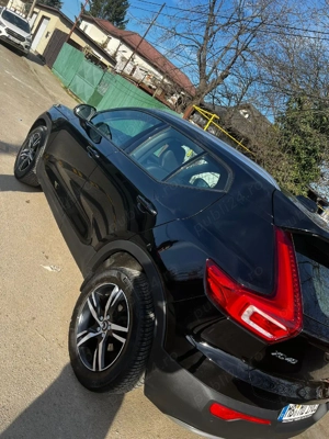 Volvo xc40 d3 2020  - imagine 9