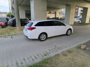 Toyota Auris Hybrid 2013 - imagine 6