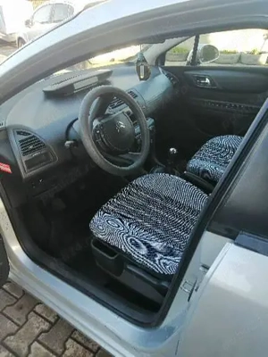 Citroen c4 benzin 1.4 din 2009  - imagine 4