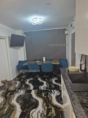 Decomandat 2 Camere Modern Utilat Mobilat - imagine 3