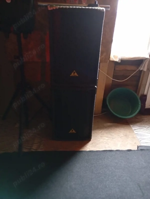 vând boxe profesionale preț 4500 RON