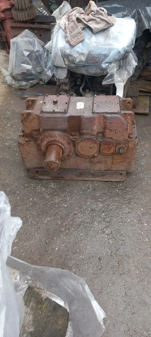 Reductor de forta cu axe paralele 2bh,raport 1 la 200 - imagine 4