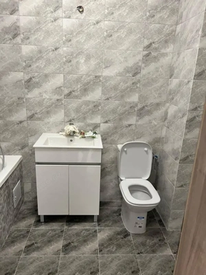 Apartament 2 camere, centrală proprie, mobilat complet, bloc nou, lift - imagine 3