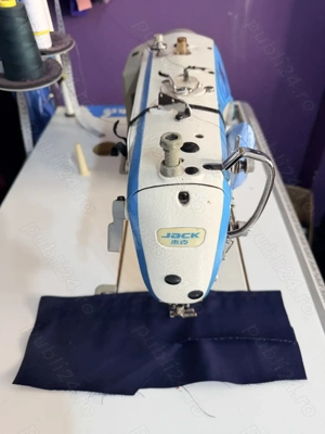Masina cusut industriala Jack A4, perfecta stare de functionare - imagine 2