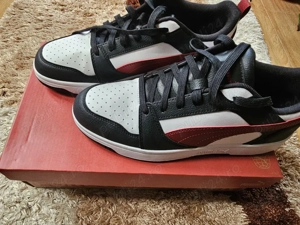 Puma Sneakers Rebound V6 LOW 