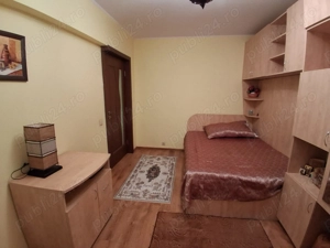 Apartament decomandat,  2 camere, zona foarte bună  in Craiova - imagine 4