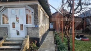 ANSAMBLU 2 CASE ,mobilate gata pentru mutare