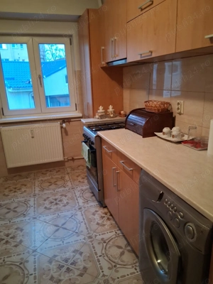 Apartament decomandat,  2 camere, zona foarte bună  in Craiova - imagine 6