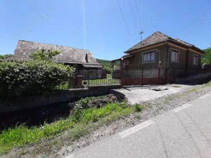 Casă solidă din cărămidă 100 mp, 4000 mp teren - imagine 2