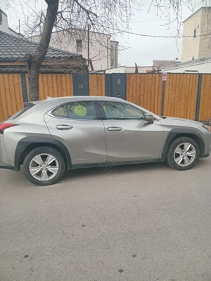 Lexus ux 250 h - 22000 E negociabil  - imagine 7