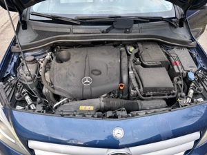 Mercedes B180 - imagine 2