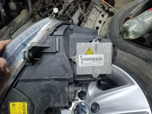 Faruri xenon Volkswagen Golf 5  - imagine 2