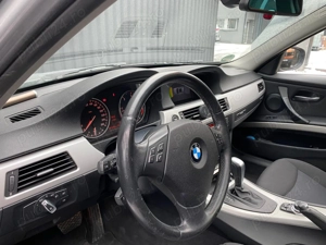 BMW Seria 3 320D 177 CP Automat, Pano, Bixenon - imagine 7