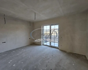 Casa spatioasa cu garaj in Chinteni - imagine 12