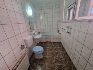 Proprietate cu 2 case și cabană,teren 1202 mp,Băcia,jud.Hunedoara - imagine 7