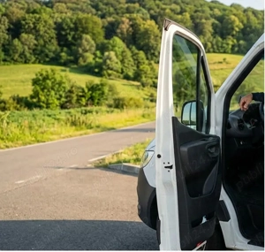  Angajăm Șofer   Firmă de Construcții 