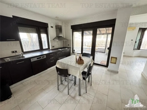 Vila P+1+M, 229 mp, 4 dormitoare, gradina si 4 parcari - imagine 4