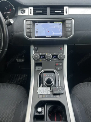 Range Rover Evoque, 88.900 km, Automat, 4x4, 2,0, 150 CP, an 2017 - imagine 9