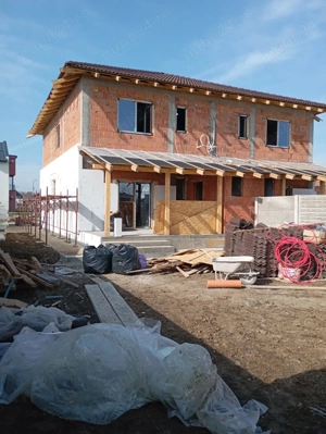 Duplex Spatios Ghiroda pozitie cu intimitate