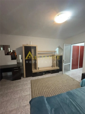 COSTIN GEORGIAN - 1 DECEMBRIE 1918 - Garsoniera etaj 3 10