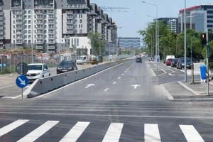 Spre Inchiriere : Spatiul Comercial /Showroom - imagine 2