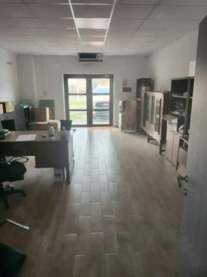 Spatiu comercial de vanzare