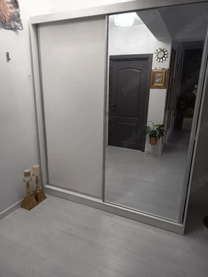 Șifonier modern cu usi glisante   STARE IMPECABILĂ - imagine 3