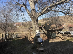 Vând o casă  - imagine 3