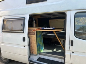 Vand autorulota Campervan Ford Transit  - imagine 3