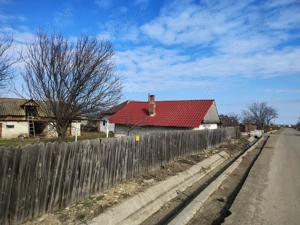 De vânzare proprietate cu doua imobile - imagine 5