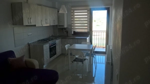 Ofer spre inchiriere ap.3 camere