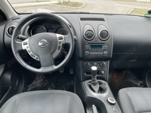 Nissan Qashqai. 4 x 4 - imagine 4