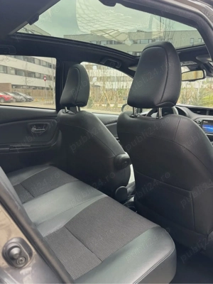 Toyota yaris 1.5 Hybrid Panoramic configuratie rara achizitonata din reprezentata toyota nord - imagine 5