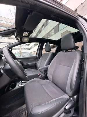 Toyota yaris 1.5 Hybrid Panoramic configuratie rara achizitonata din reprezentata toyota nord - imagine 9