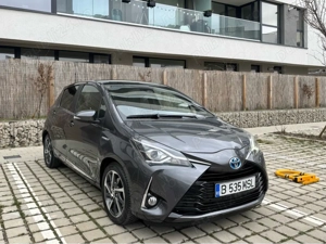 Toyota yaris 1.5 Hybrid Panoramic configuratie rara achizitonata din reprezentata toyota nord