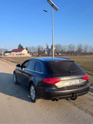 Audi A4 B8 2.0 tdi  2009 - imagine 4