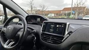 Peugeot 208 1,4 hdi Style - imagine 2