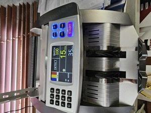 Masina numarat bani - imagine 3