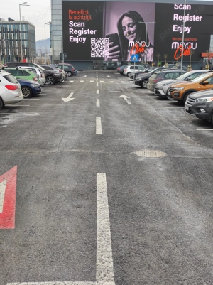 ANGAJĂM  ÎNGRIJlTOR Clădire plus spațiul aferent - imagine 3