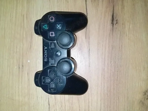 vând PS 3 
