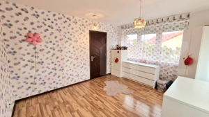 Apartament cu 3 camere, 66 mp, etajul 1, parcare cu CF, balcon, Sub Cetate - imagine 3